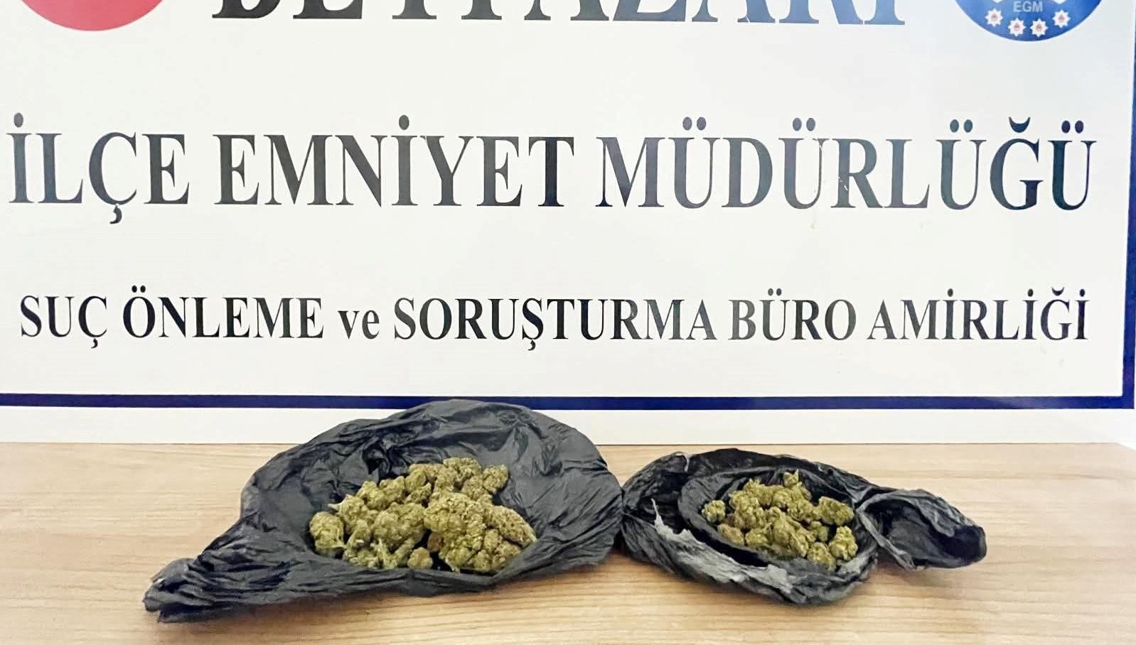 istanbuldan ankaraya uyusturucugetirirkenyakalandi sqalfsrd