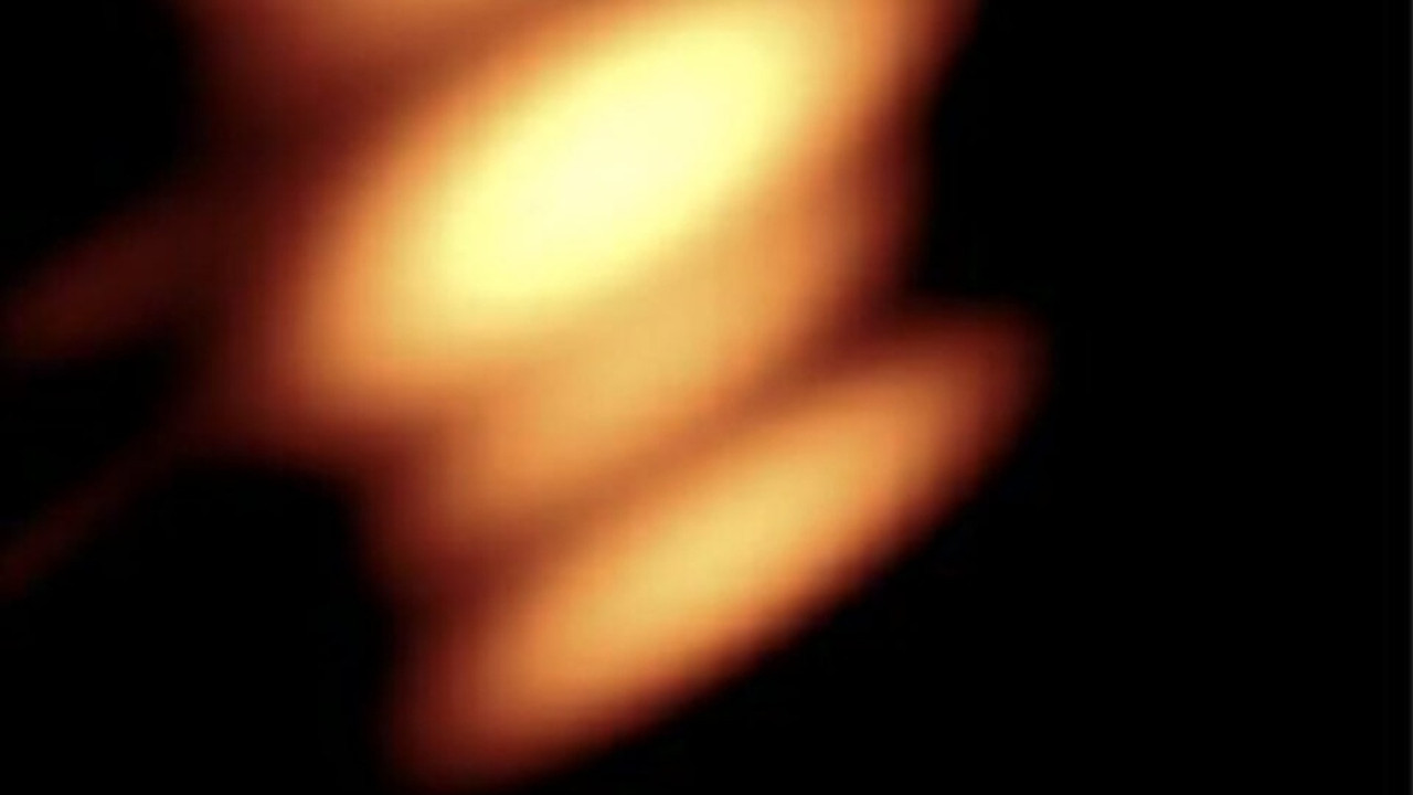 iki kara delik olumcul bir yorunge dansinda HI2SbWTf.jpg