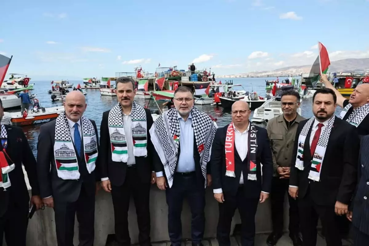 izmirden gazzeye destek filosu yola cikti QBJXhB95