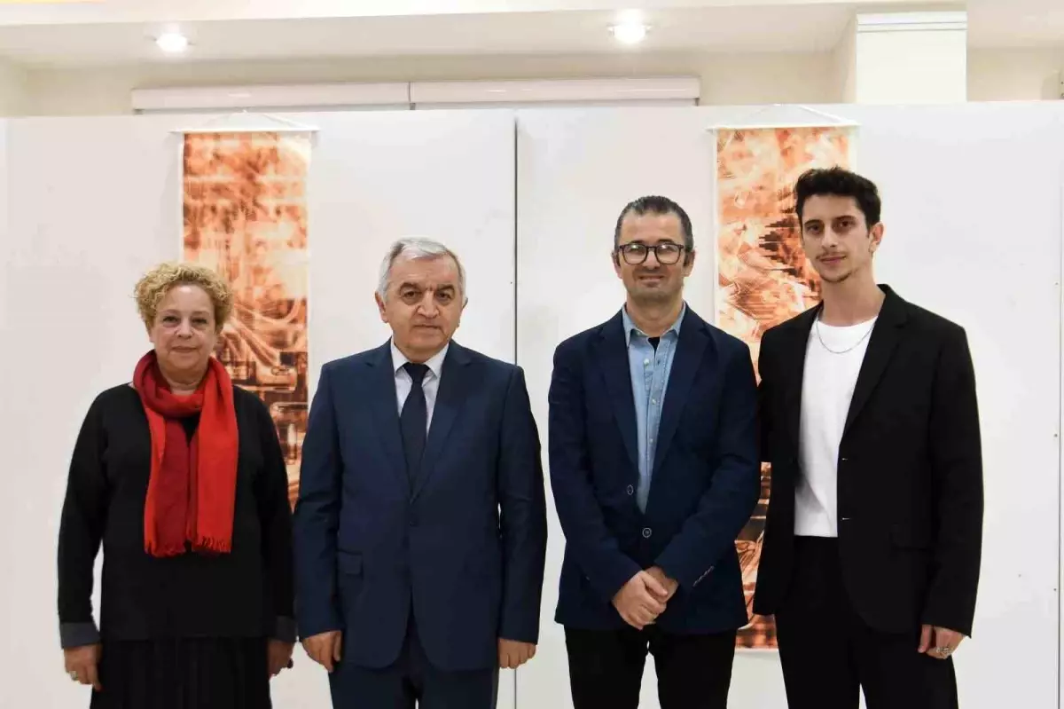 manisa motifleri modern tasarimla bulustu iALXhaMV.jpg