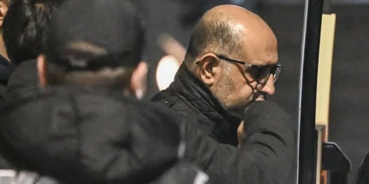 aziz ihsan aktasin ortagi adam silah cekti sesini cikarmadin iste iddianamede gecen akpli belediyeler alzHJbTC.jpg