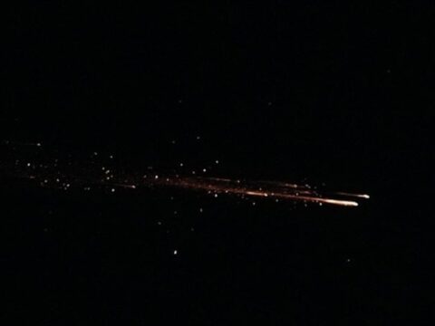 BAE: İran’dan Fırlatılan 5 Balistik Füze ve 17 İHA Başarıyla Engellendi