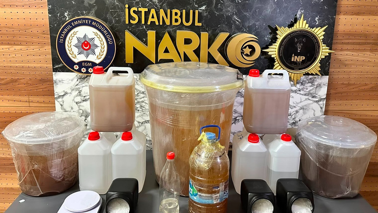 Istanbulda uyusturucu operasyonlari 4 supheli yakalandi Erf1pX3s